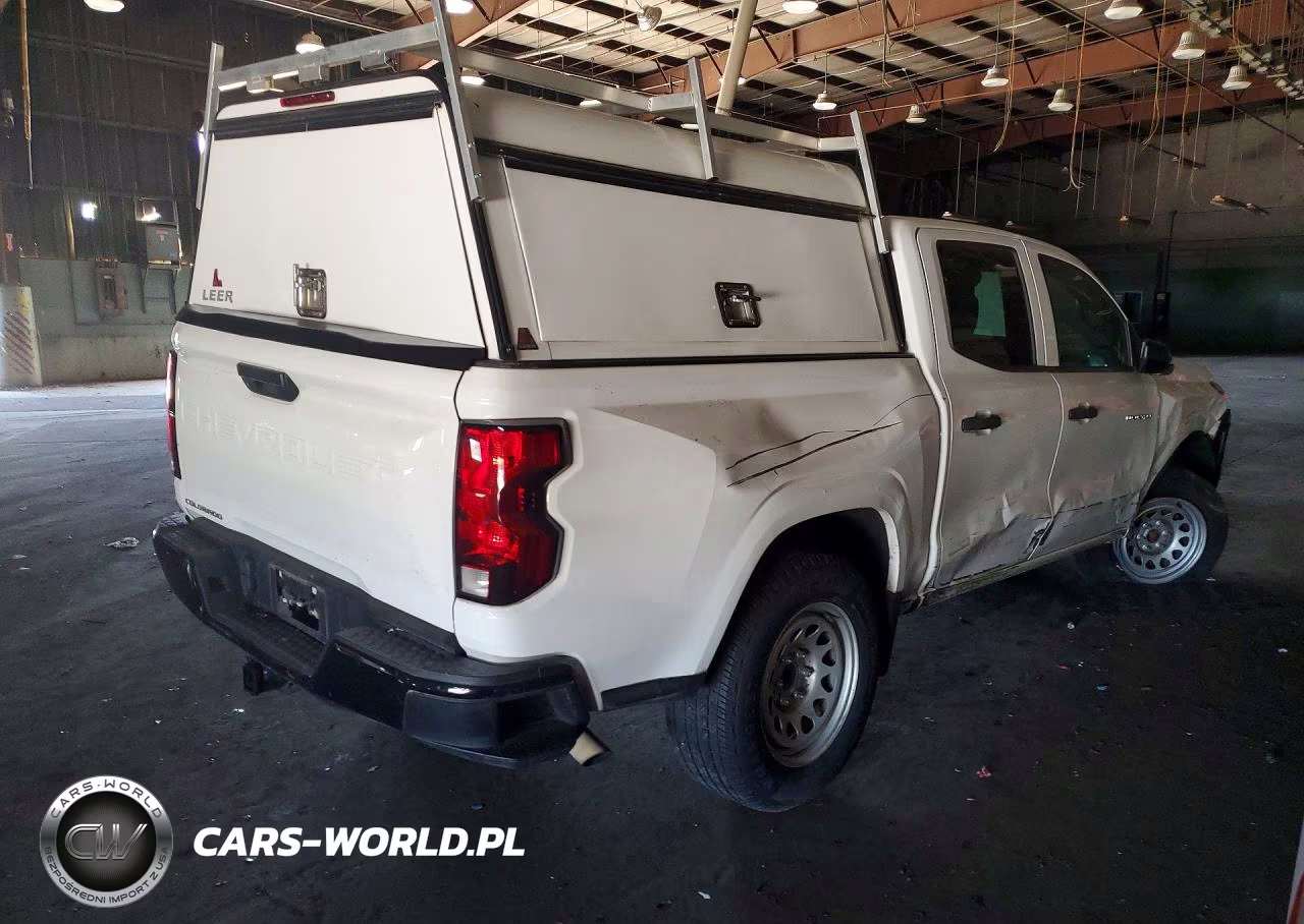 2023 Chevrolet Colorado VIN:1GCPSBEK7P1149105 - 3