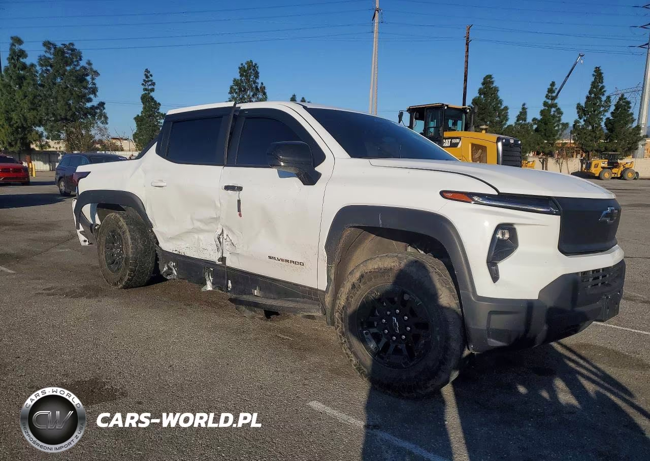 2024 Chevrolet Silverado VIN:1GC10UED0RU202267 - 4