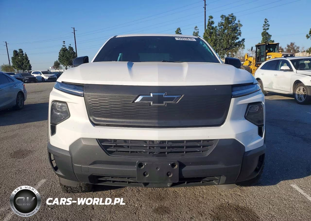 2024 Chevrolet Silverado VIN:1GC10UED0RU202267 - 5