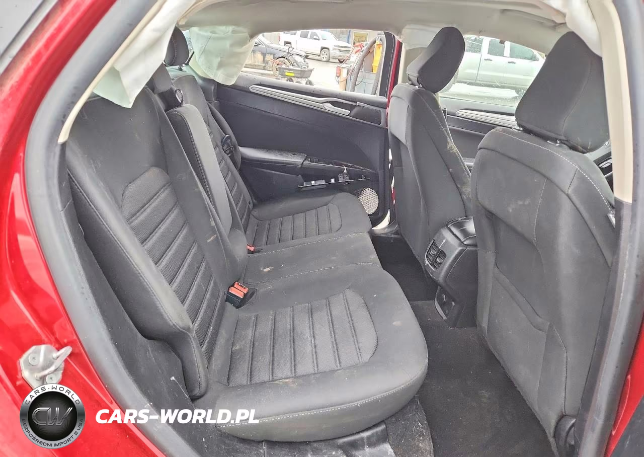2020 Ford Fusion Se VIN:3FA6P0HD5LR220628 - 10