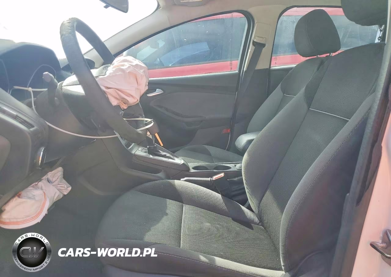 2014 Ford Focus Se VIN:1FADP3F29EL392740 - 7