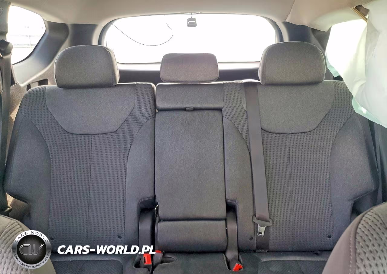 2020 Hyundai Santa Fe Sel VIN:5NMS33ADXLH232743 - 10