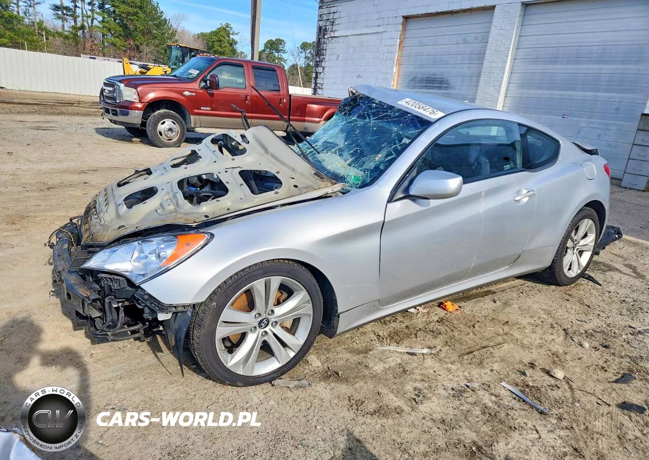 2010 Hyundai Genesis Coupe 2.0T VIN:KMHHT6KD6AU028680 - 1
