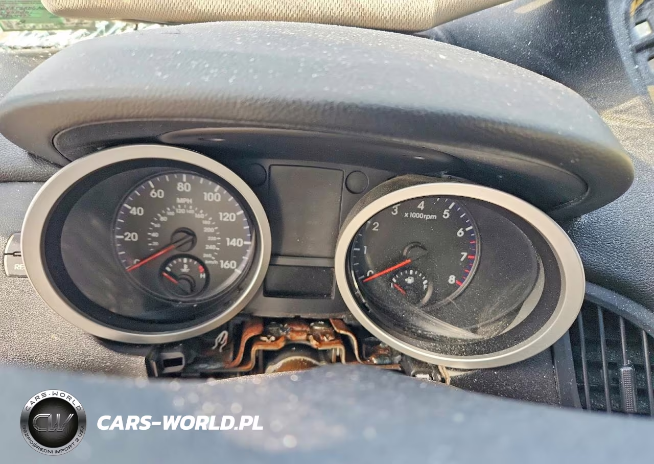 2010 Hyundai Genesis Coupe 2.0T VIN:KMHHT6KD6AU028680 - 9