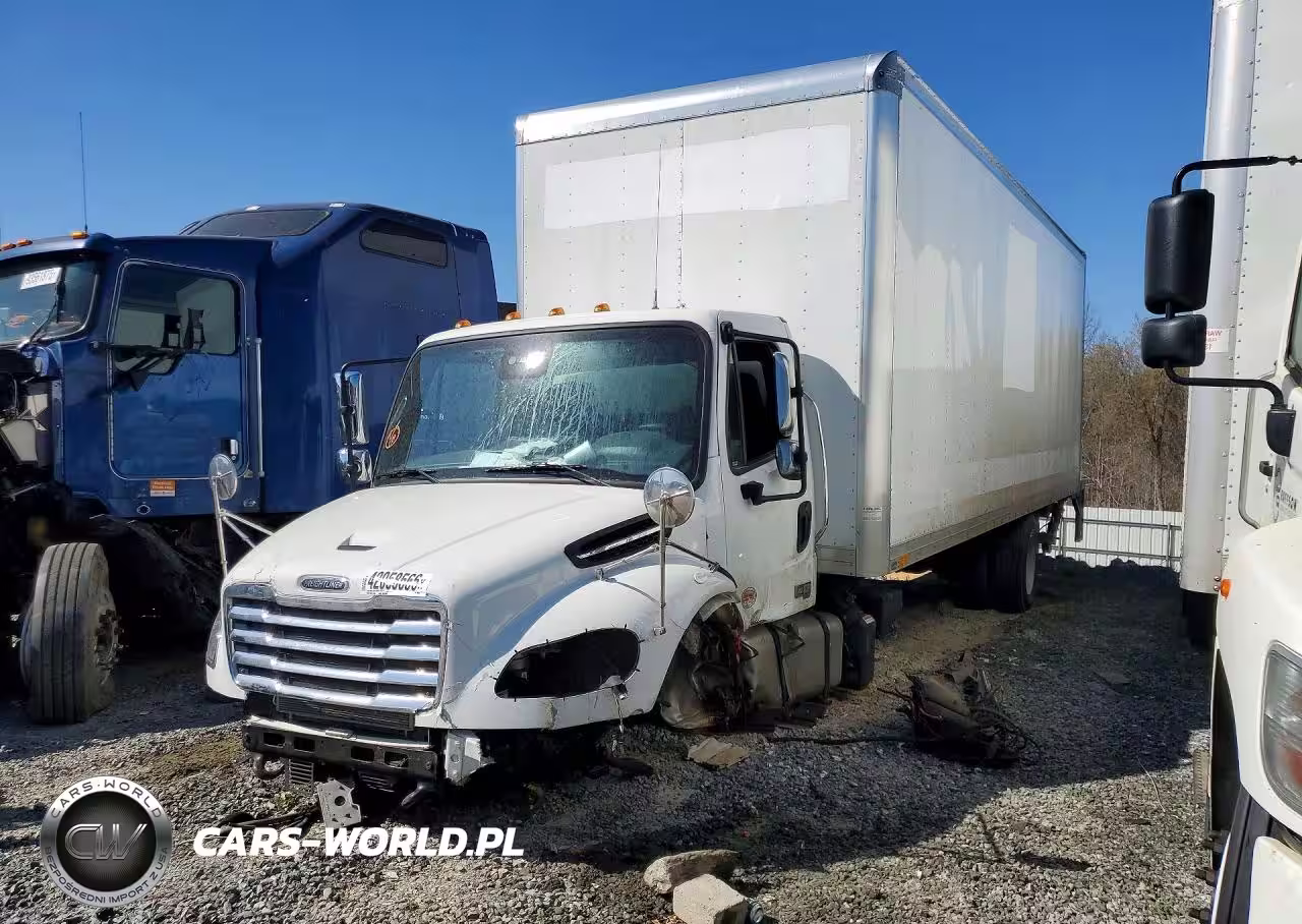 2026 Freightliner Long Convention Box Truck