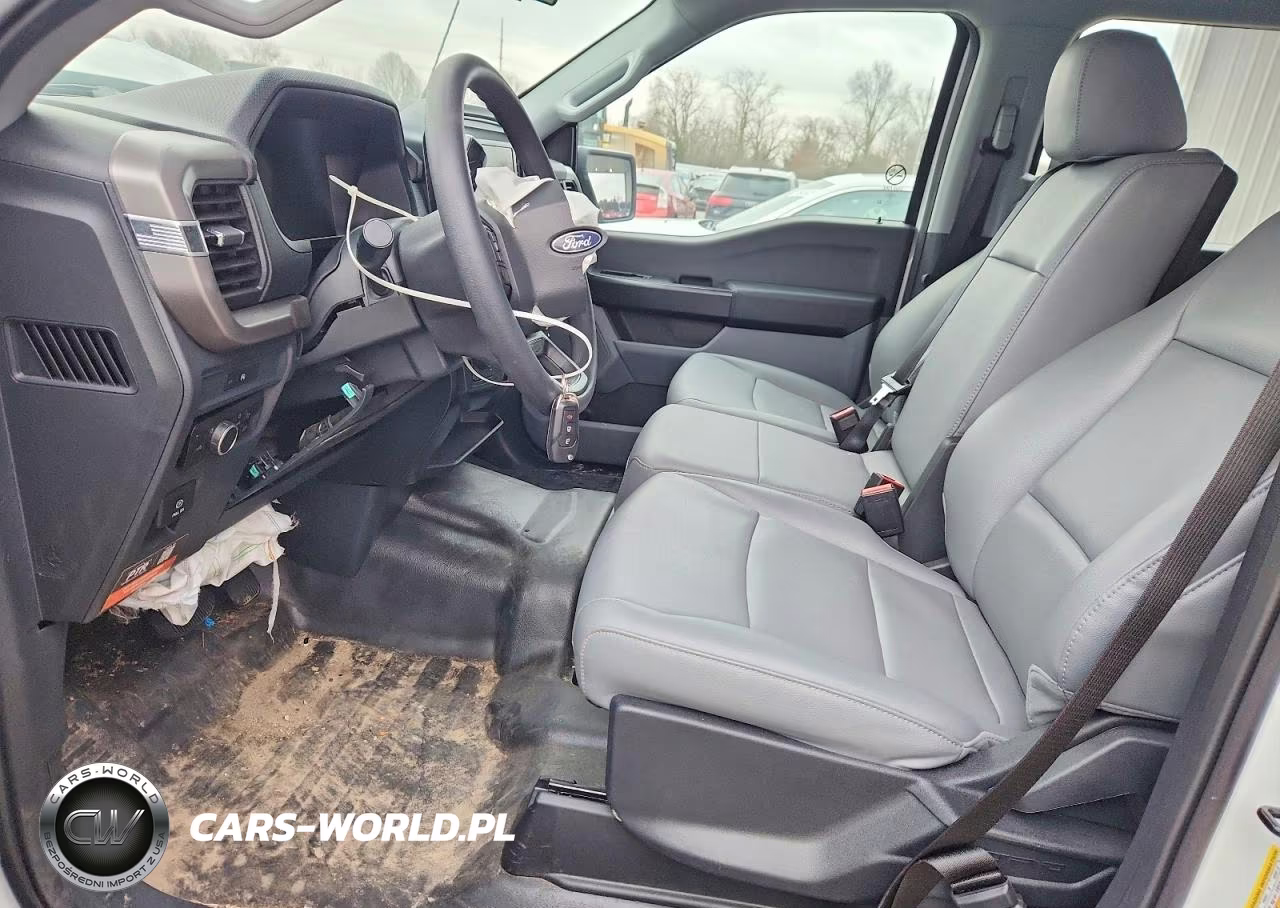 2025 Ford F150 Xl VIN:1FTFW1L51SKE95192 - 7