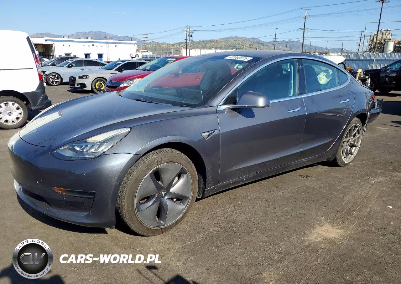 2020 Tesla Model 3