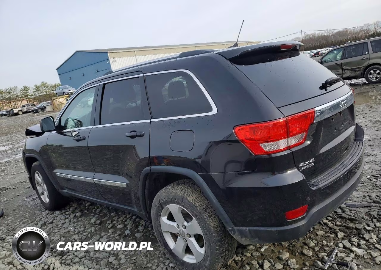 2013 Jeep Grand Cherokee Laredo VIN:1C4RJFAG1DC532767 - 2