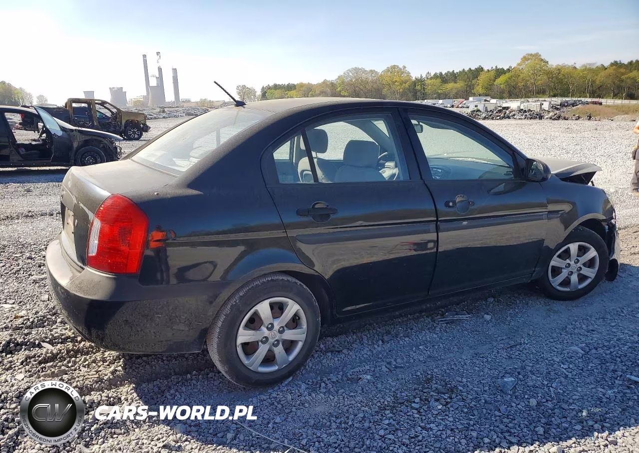 2009 Hyundai Accent Gls VIN:KMHCM46C39U292447 - 3