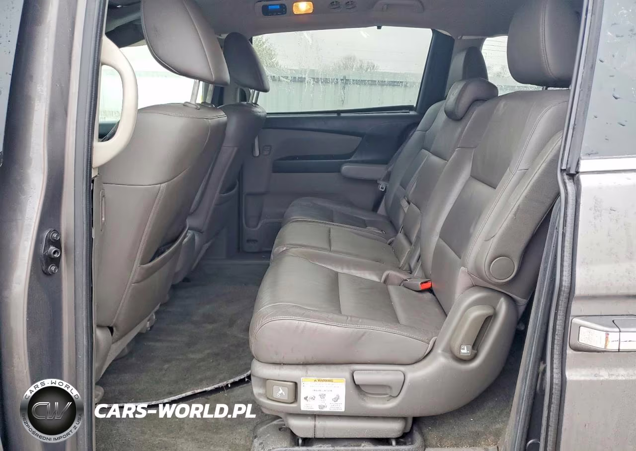 2012 Honda Odyssey Touring VIN:5FNRL5H92CB126140 - 11