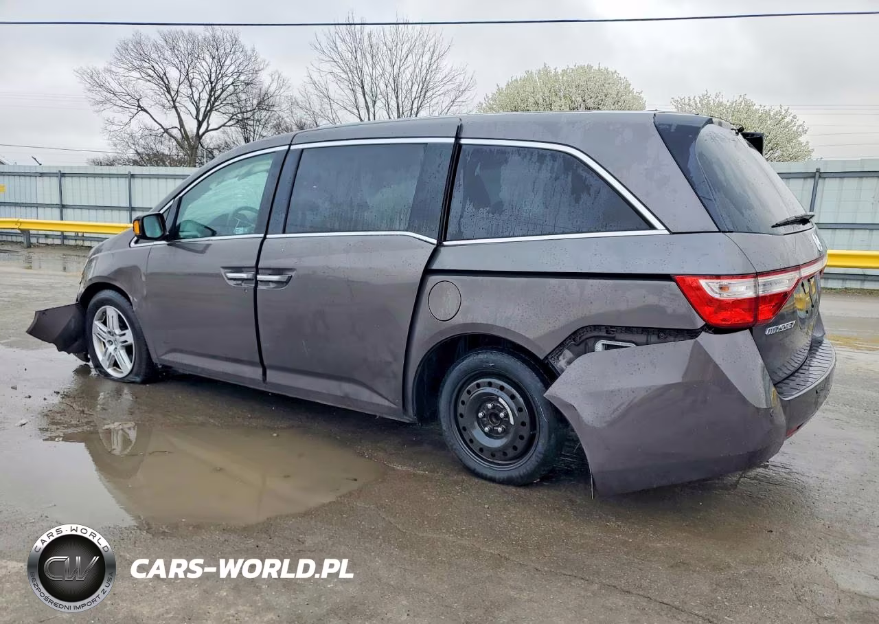 2012 Honda Odyssey Touring VIN:5FNRL5H92CB126140 - 2