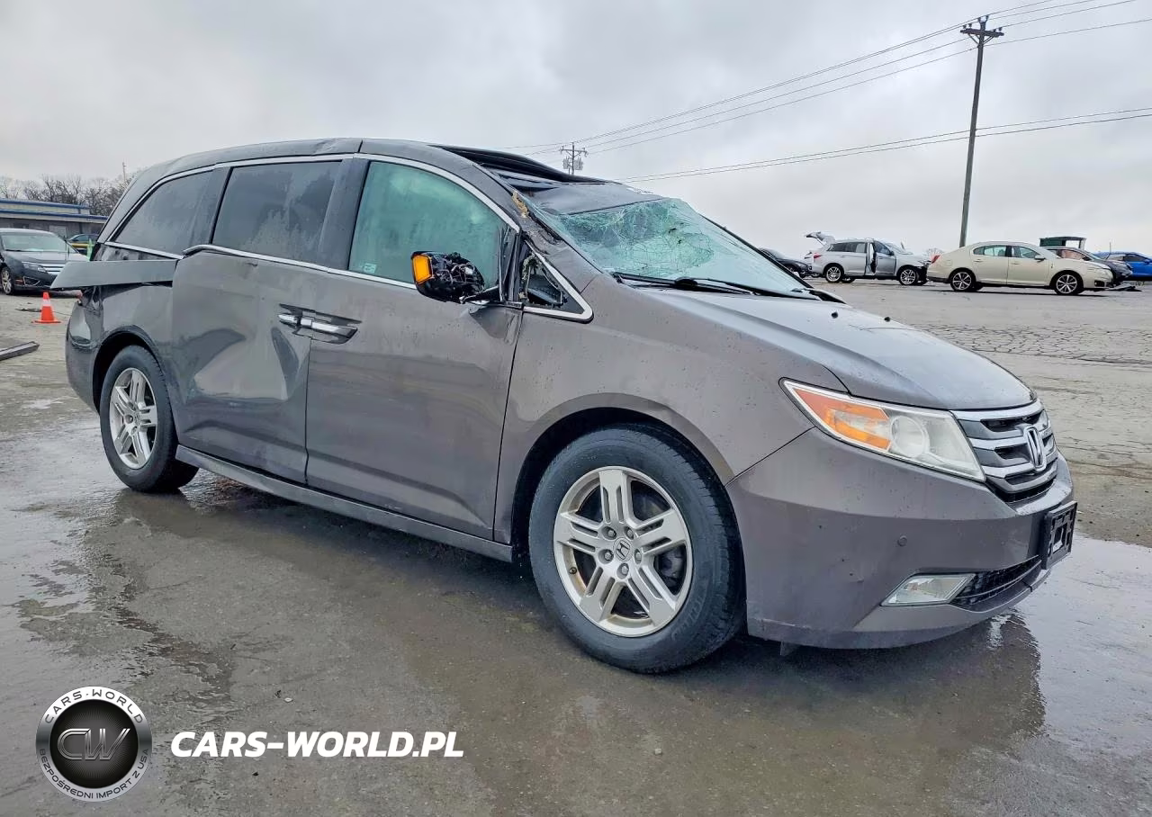 2012 Honda Odyssey Touring VIN:5FNRL5H92CB126140 - 4