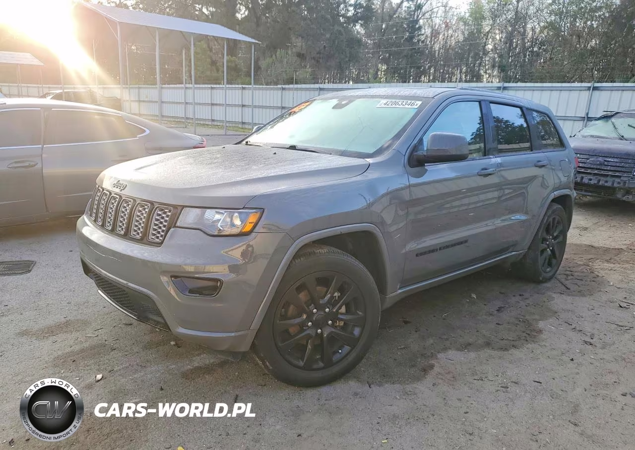 2019 Jeep Grand Cherokee Laredo