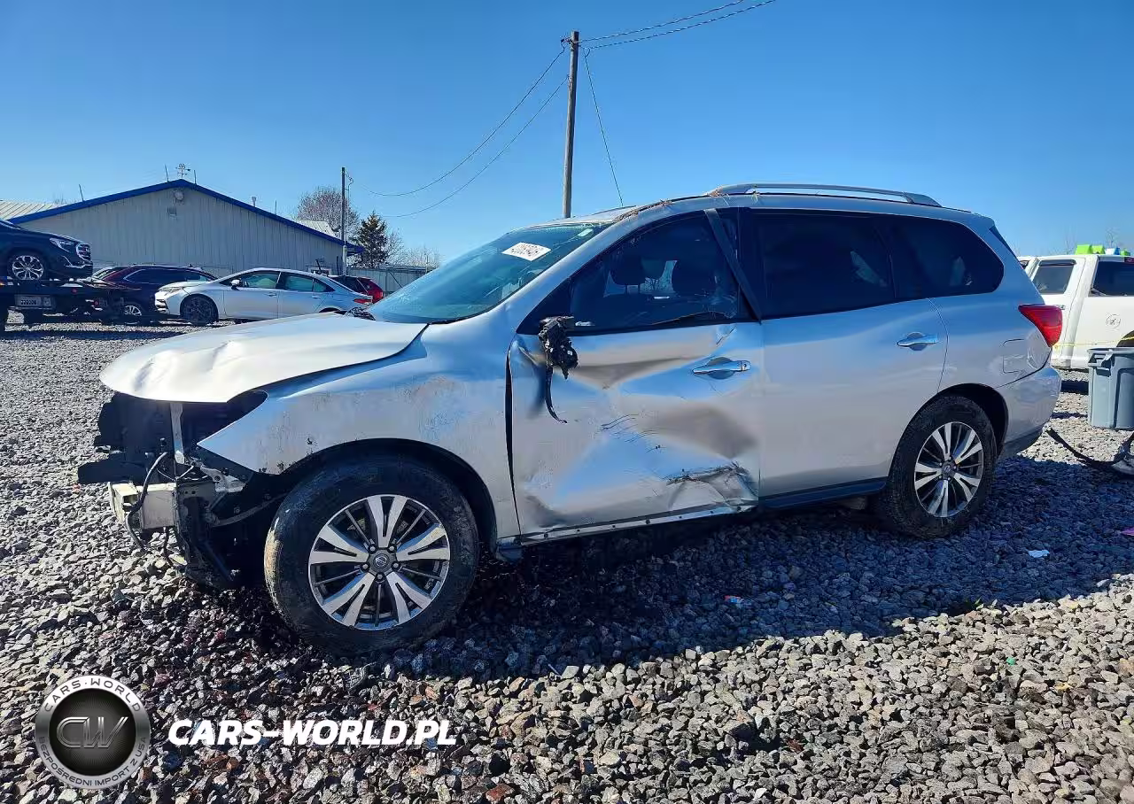 2019 Nissan Pathfinder Sv