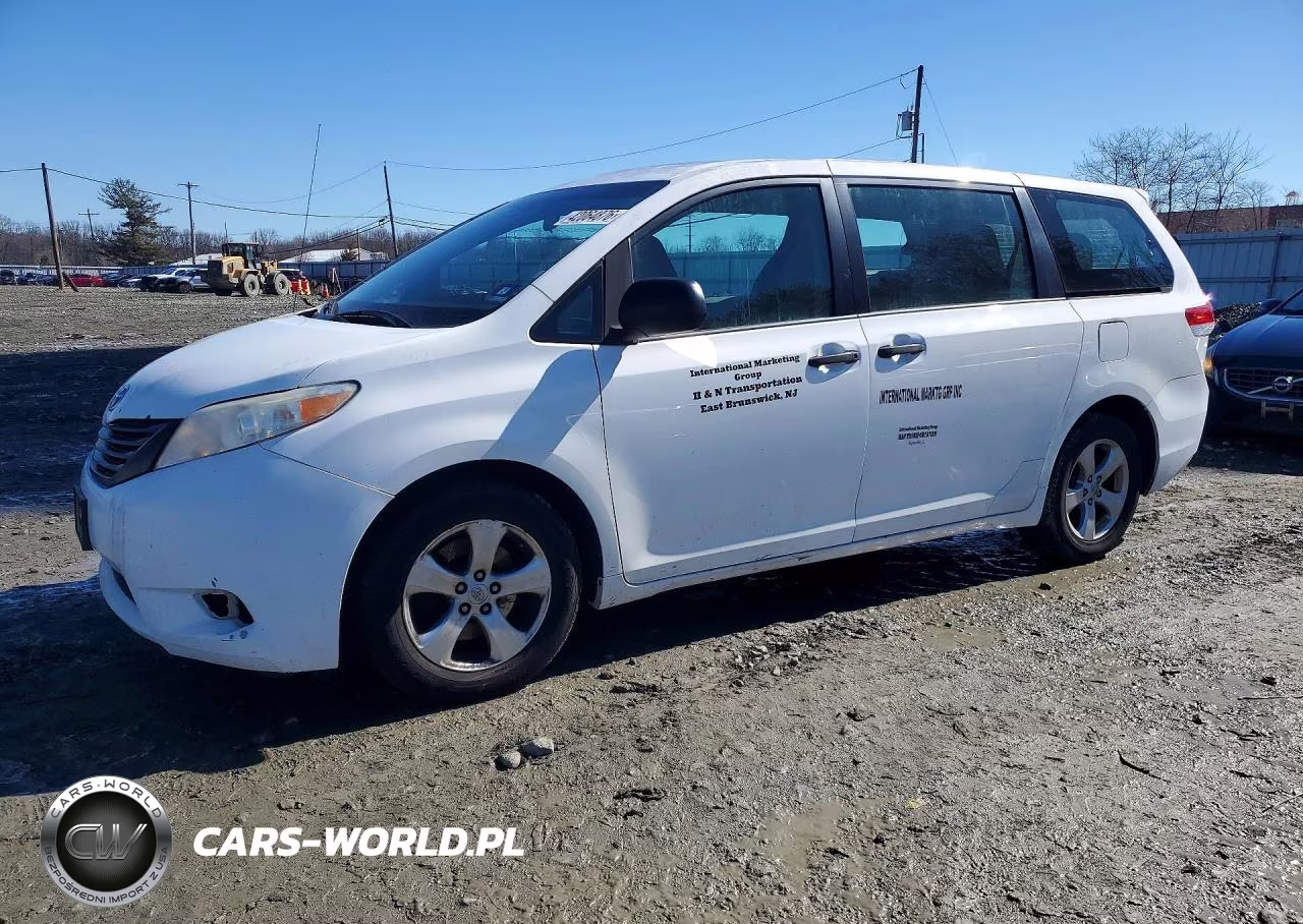 2014 Toyota Sienna L 7-Passenger