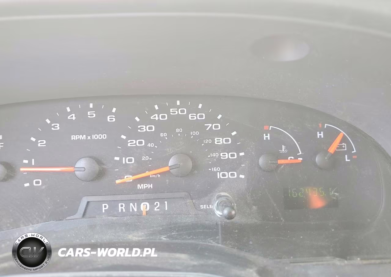 2006 Ford E250 Delivery Van VIN:1FTNE24L06DA11542 - 9
