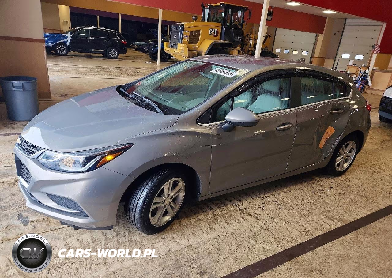 2017 Chevrolet Cruze Lt – zdjęcie 1 z 12
