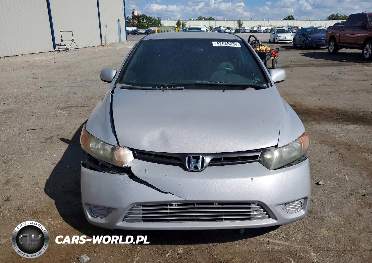 2008 Honda Civic Lx VIN:2HGFG12618H576718 - 5