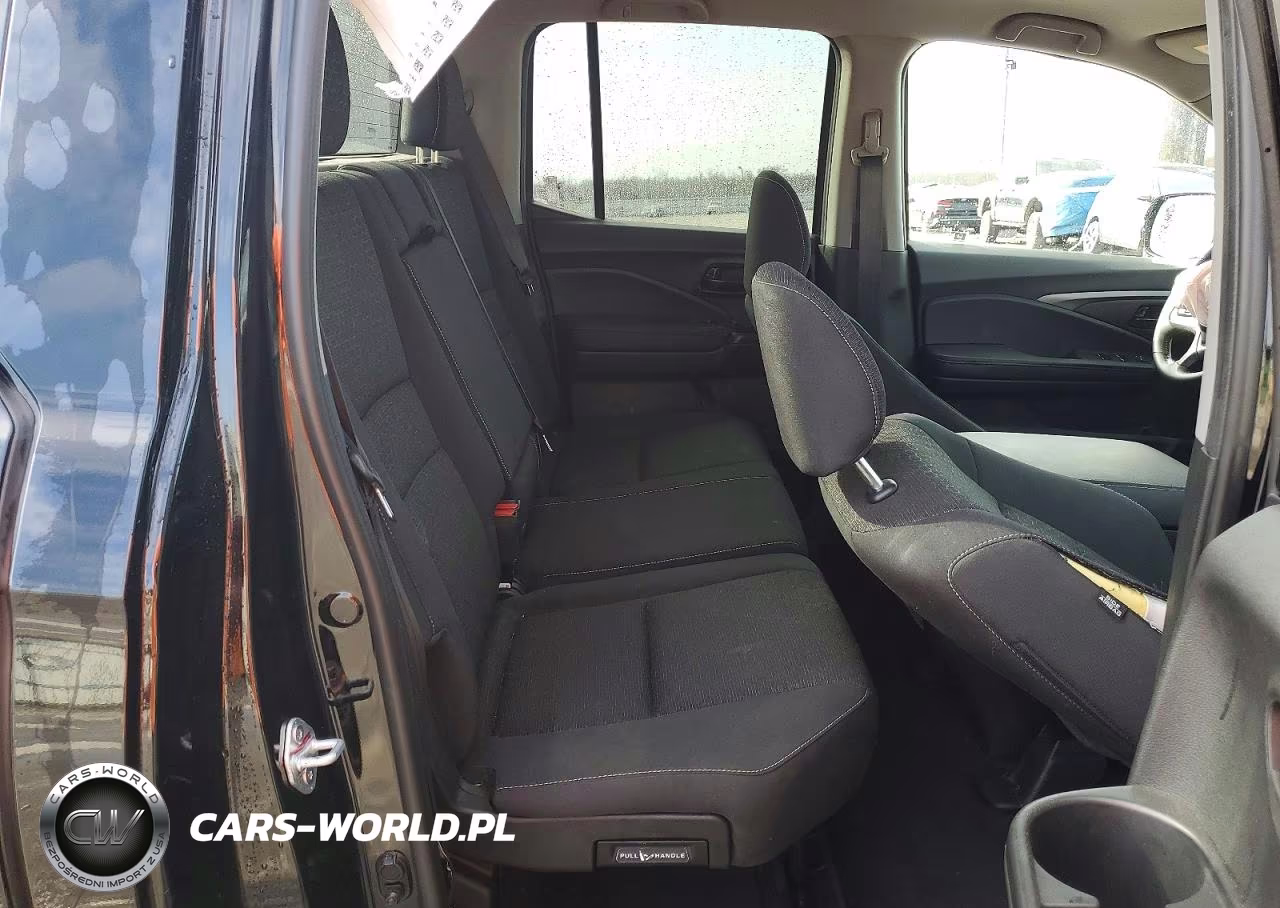 2025 Honda Ridgeline Sport VIN:5FPYK3F19SB004445 - 10