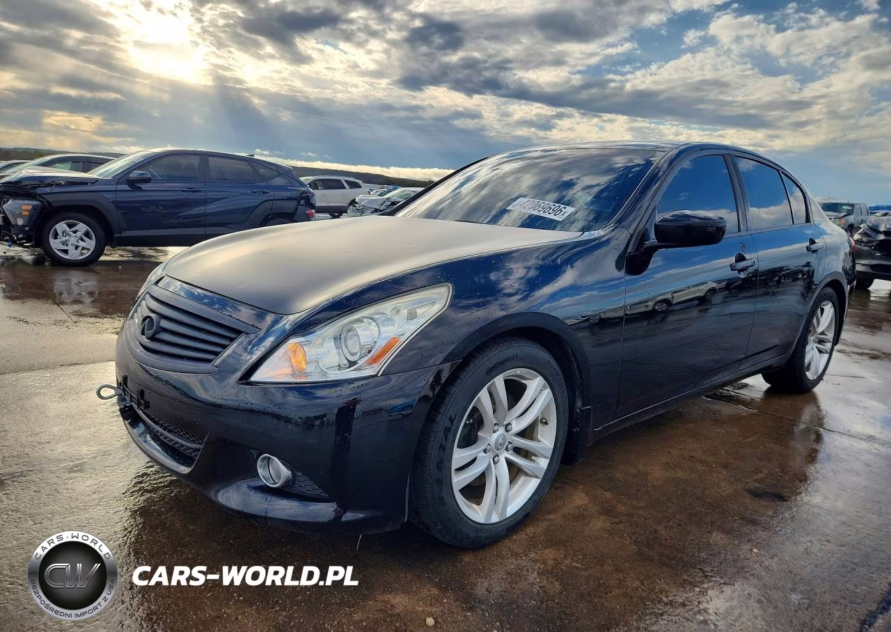 2015 Infiniti Q40 Base