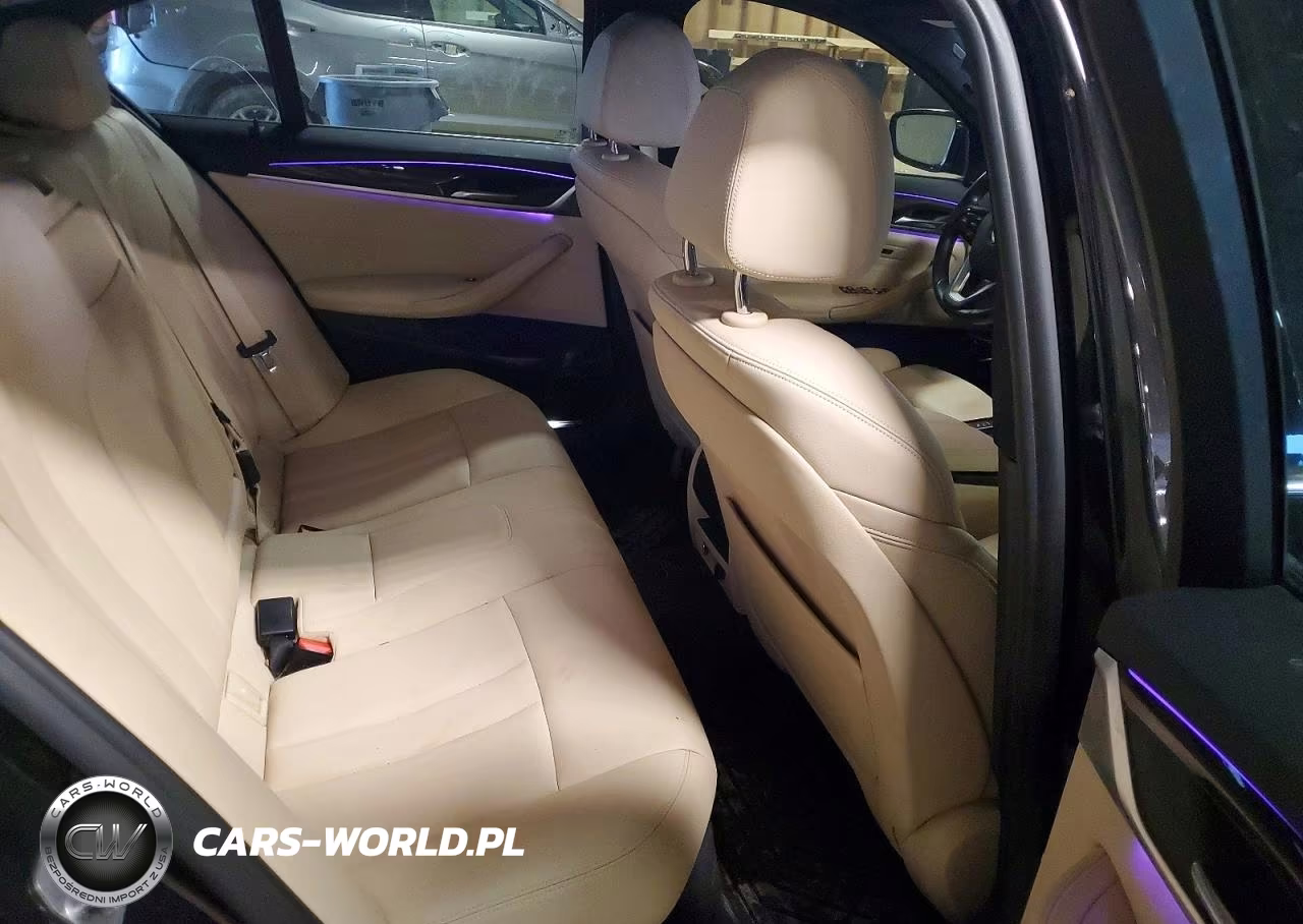 2019 BMW 530E VIN:WBAJA9C50KB393290 - 10