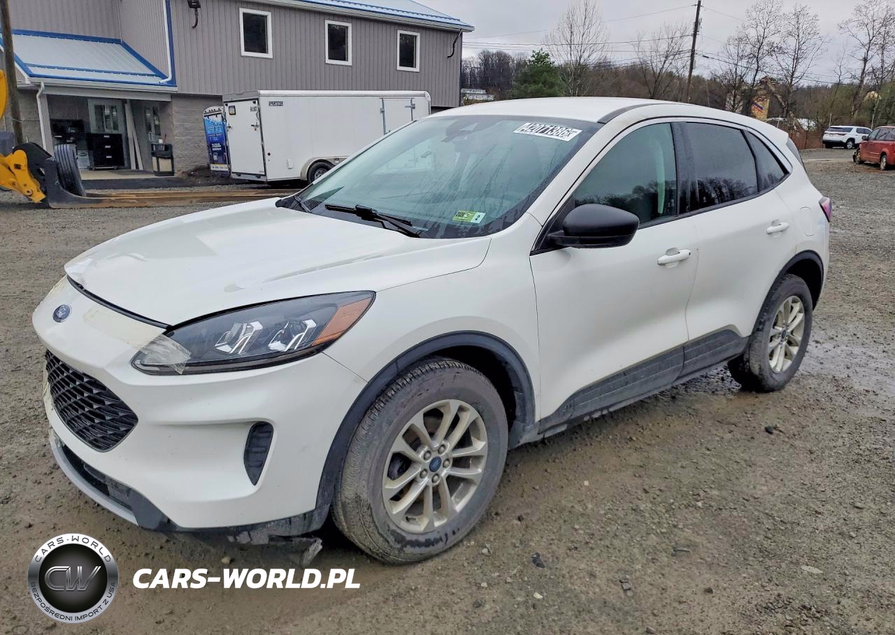 2022 Ford Escape Se