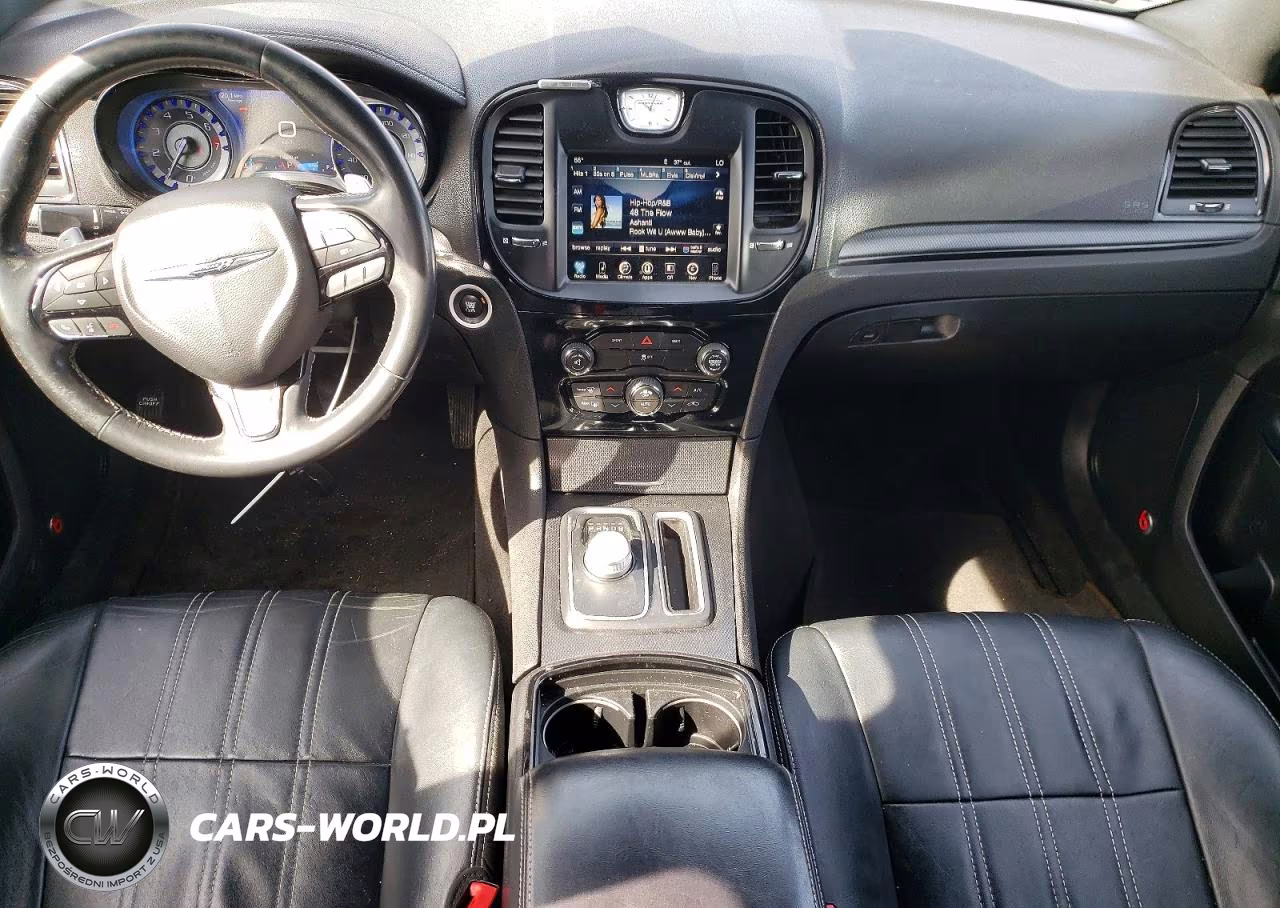 2015 Chrysler 300 S VIN:2C3CCAGG1FH899456 - 8
