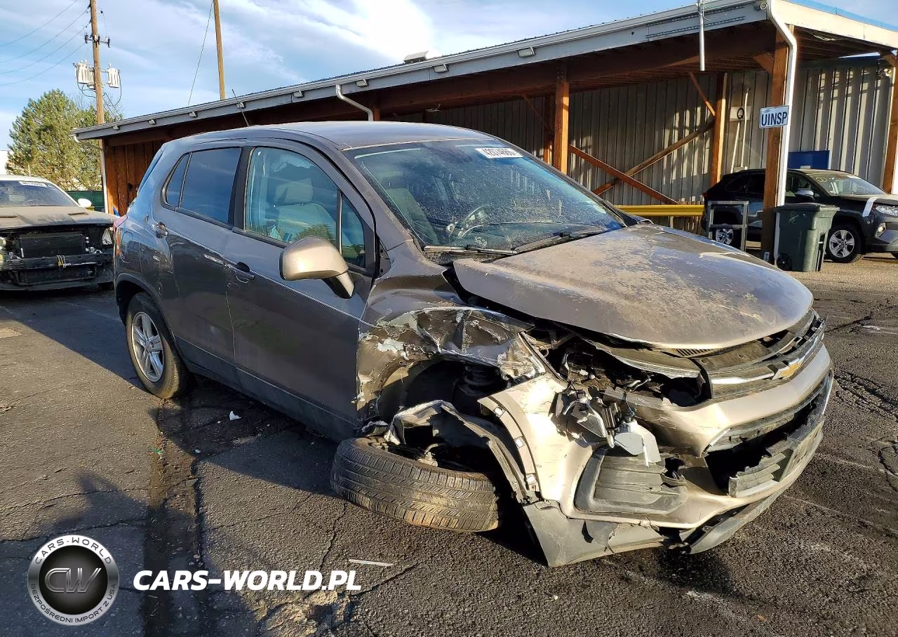 2020 Chevrolet Trax Ls VIN:KL7CJNSB5LB345195 - 4