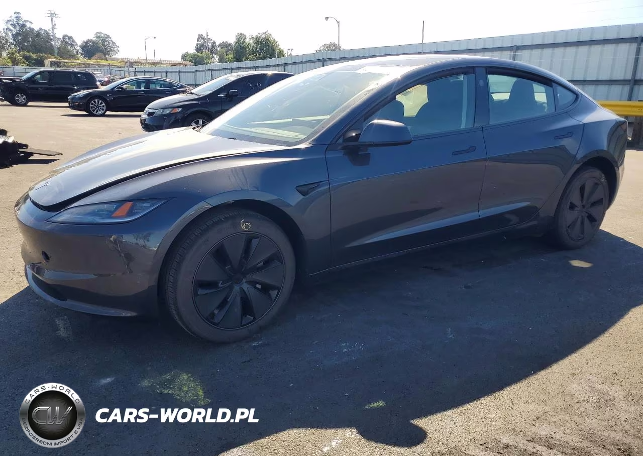 2025 Tesla Model 3