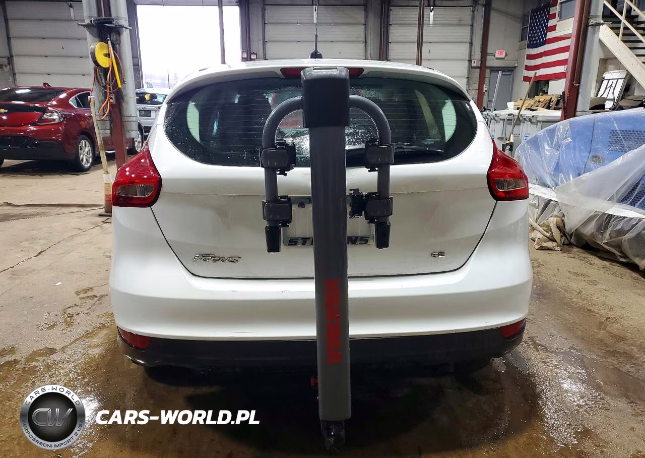2016 Ford Focus Se VIN:1FADP3K25GL279084 - 6