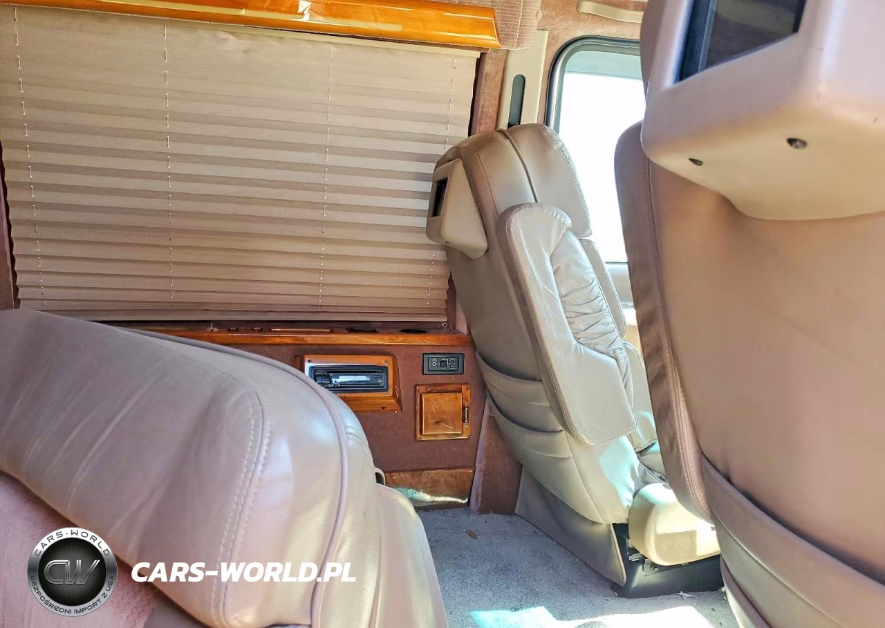 1997 Ford Econoline E150 Van VIN:1FDEE14L1VHA27276 - 11