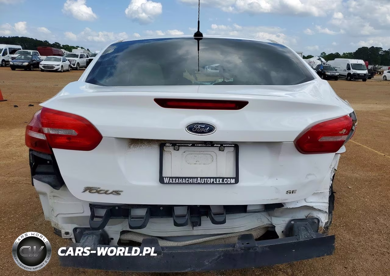 2017 Ford Focus VIN:1FADP3F28HL253784 - 6
