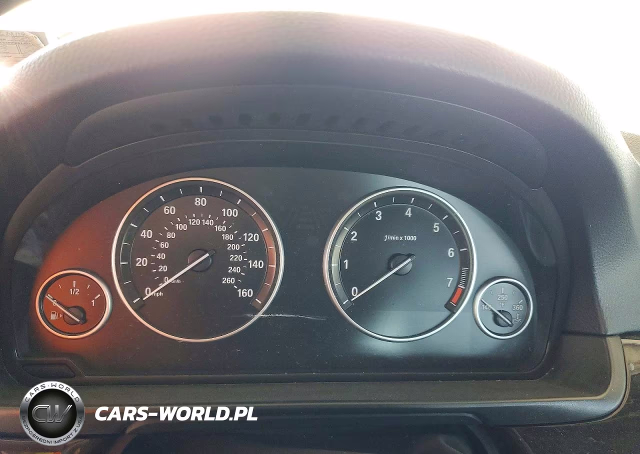 2013 BMW 528 Xi VIN:WBAXH5C56DD111952 - 9
