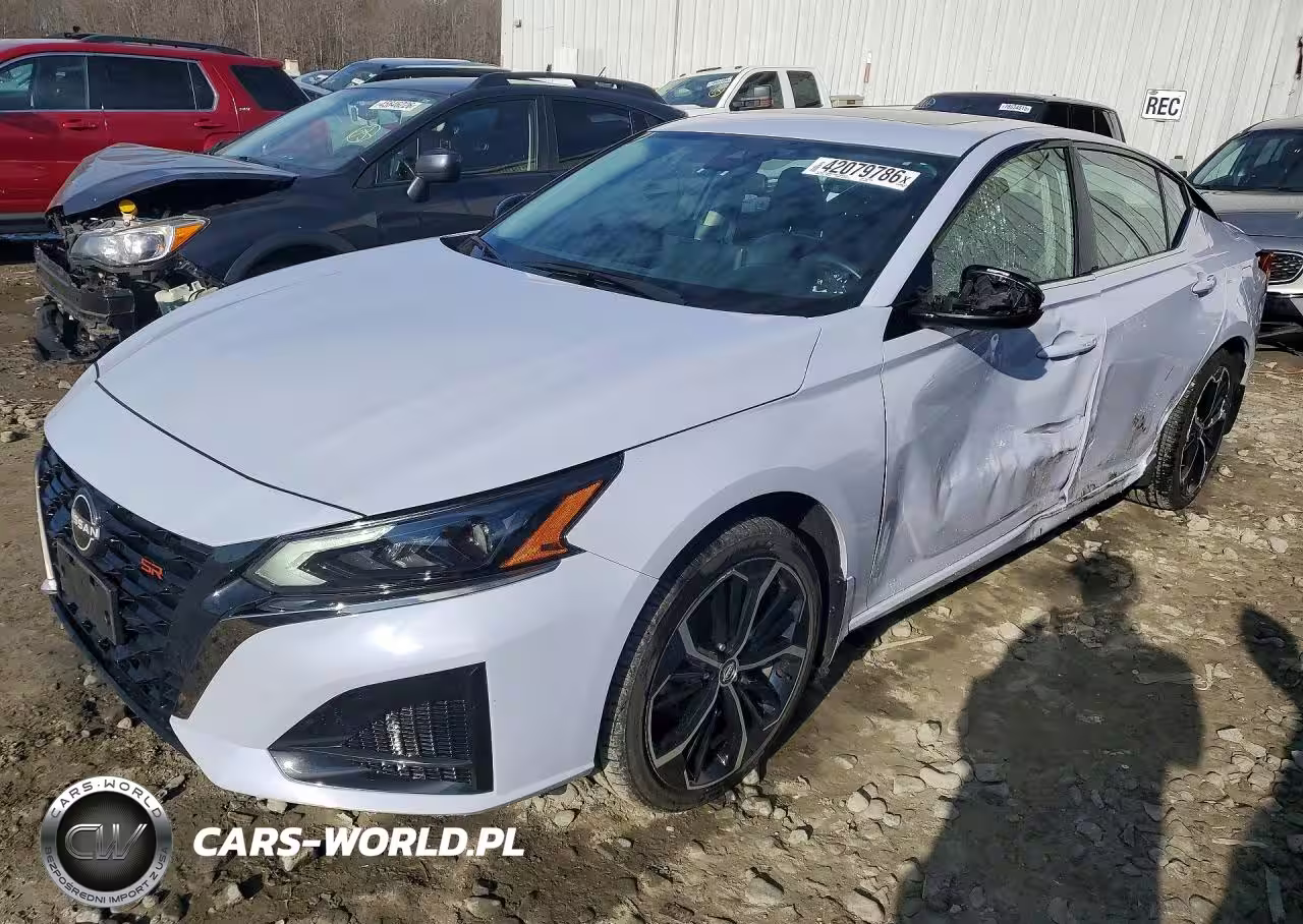 2024 Nissan Altima 2.5 Sr