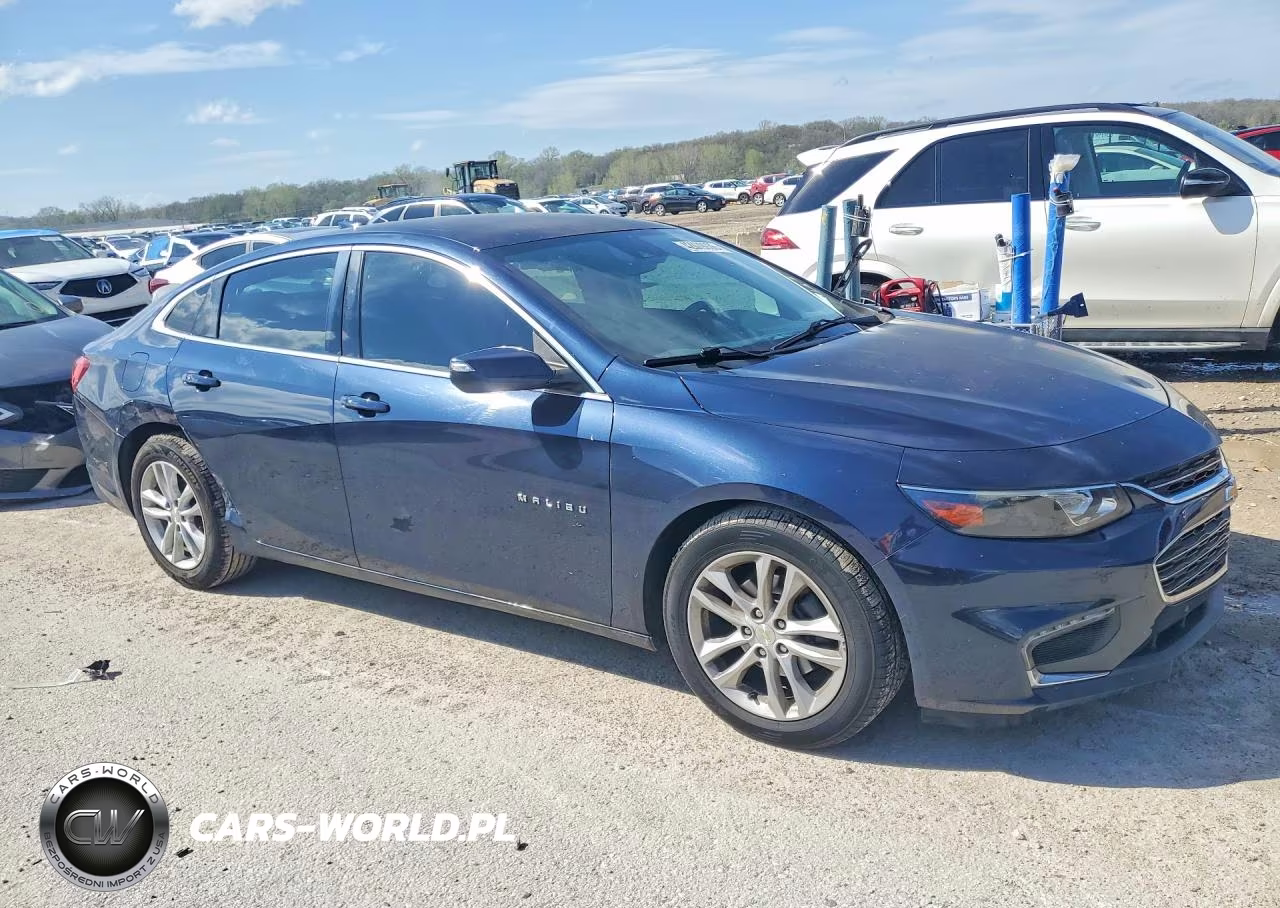 2017 Chevrolet Malibu Lt VIN:1G1ZE5ST3HF191265 - 4