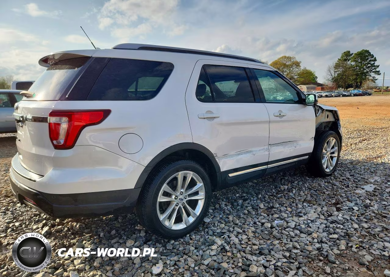2019 Ford Explorer Xlt Fwd VIN:1FM5K7D88KGA26540 - 3