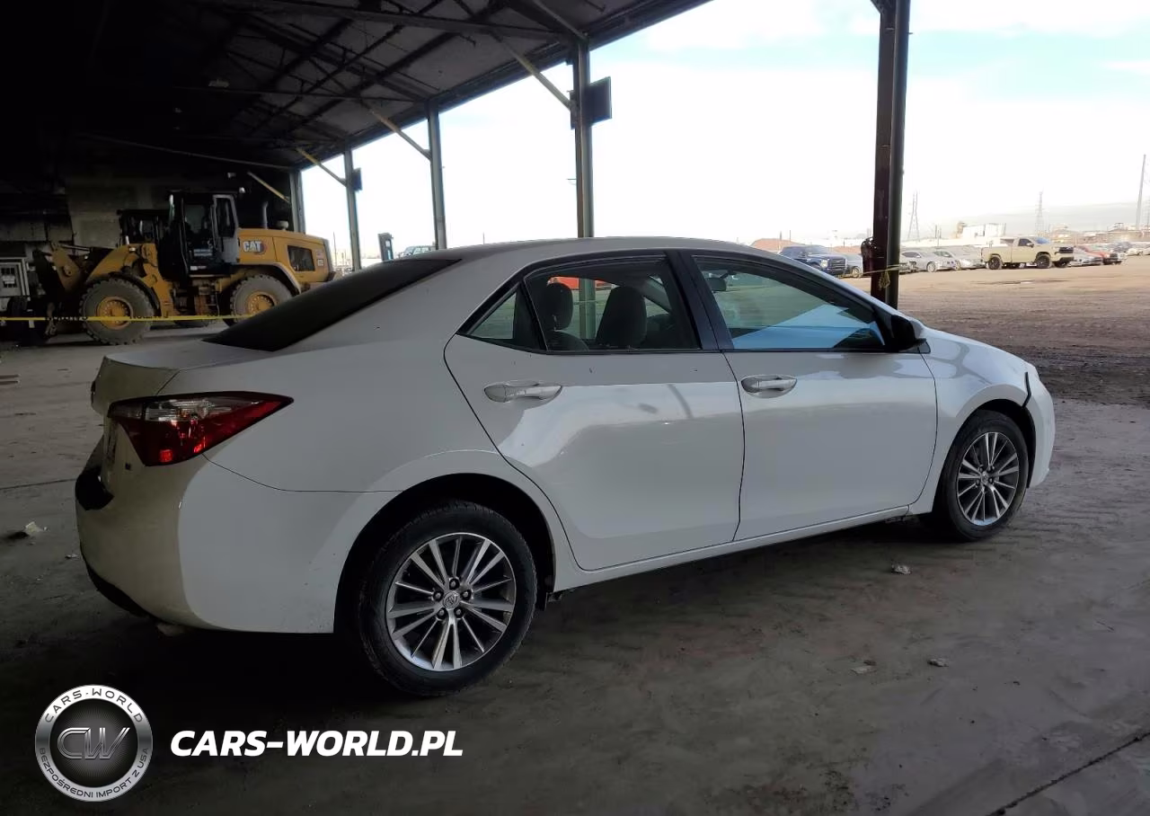 2015 Toyota Corolla L VIN:5YFBURHE9FP336553 - 3