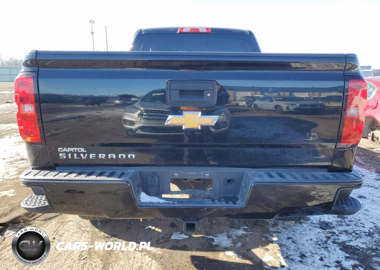 2018 Chevrolet Silverado K1500 Custom VIN:1GCVKPEC2JZ378491 - 6