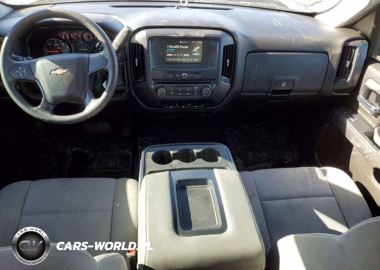 2018 Chevrolet Silverado K1500 Custom VIN:1GCVKPEC2JZ378491 - 8
