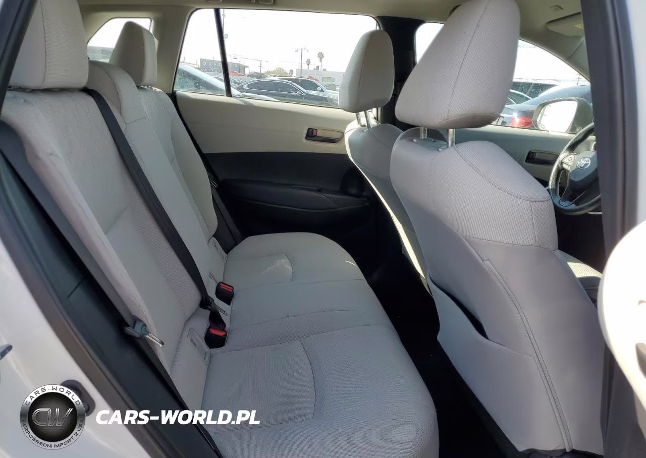 2023 Toyota Corolla Cross L VIN:7MUAAAAG7PV058025 - 11