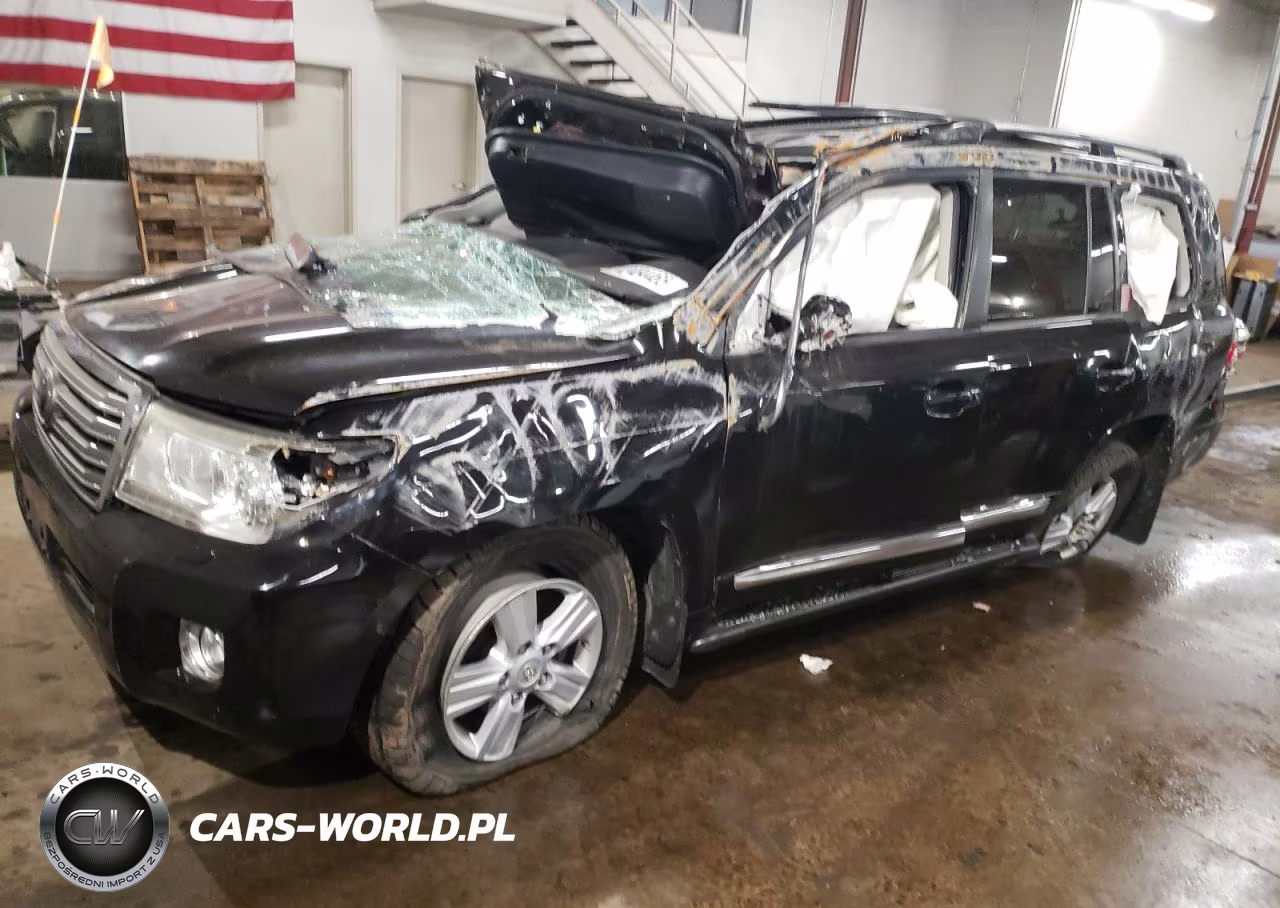 2013 Toyota Land Cruiser Base