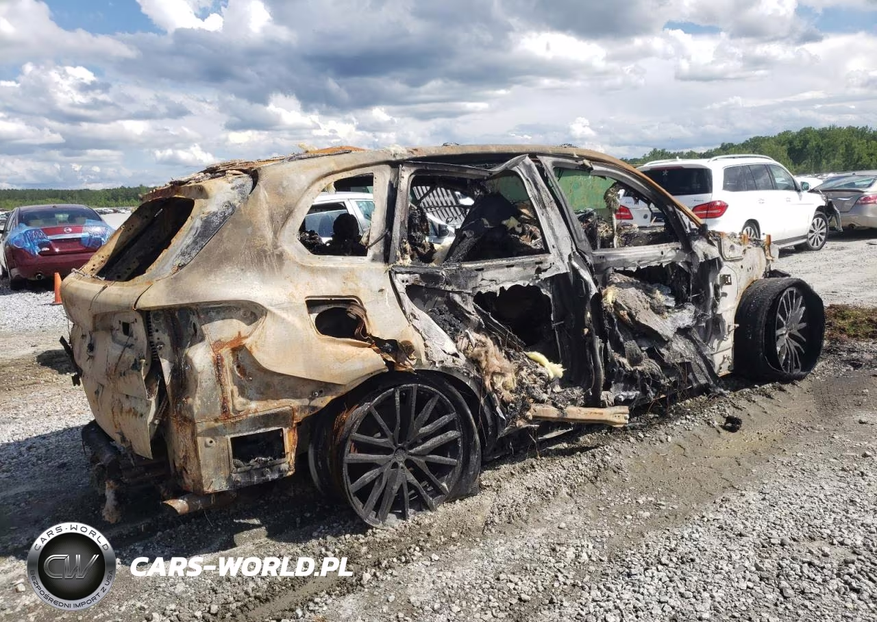 2020 BMW X5 xDrive40I VIN:5UXCR6C08L9B32894 - 3