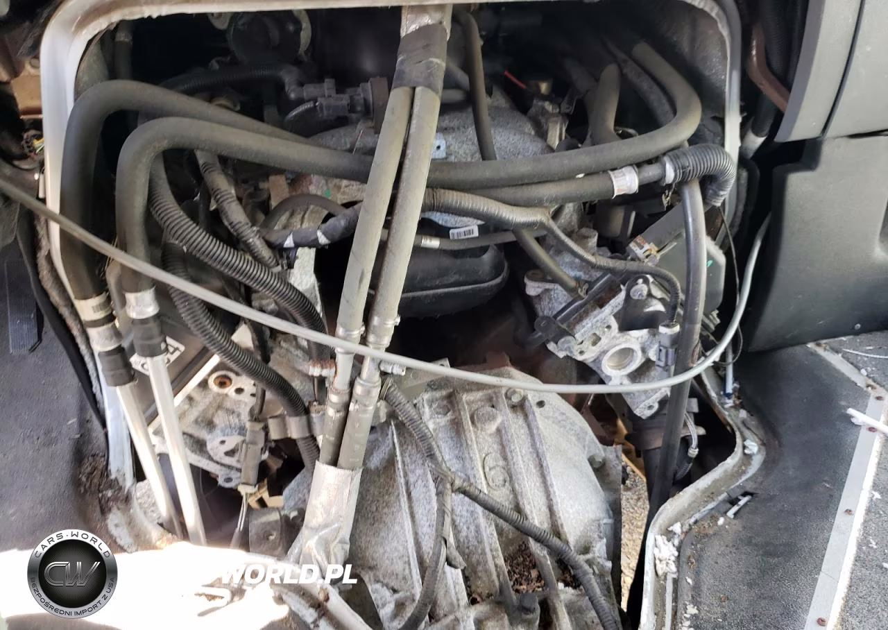 2010 Ford Econoline E450 Super Duty Cutaway Van VIN:1FDFE4FS3ADA85577 - 12