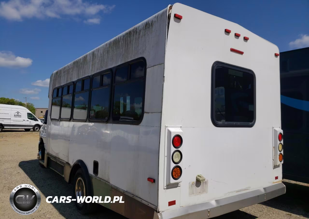 2010 Ford Econoline E450 Super Duty Cutaway Van VIN:1FDFE4FS3ADA85577 - 2