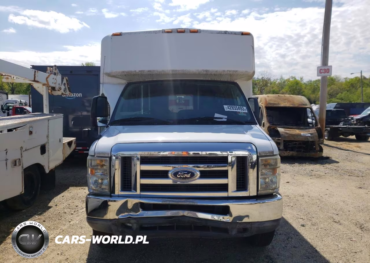 2010 Ford Econoline E450 Super Duty Cutaway Van VIN:1FDFE4FS3ADA85577 - 5