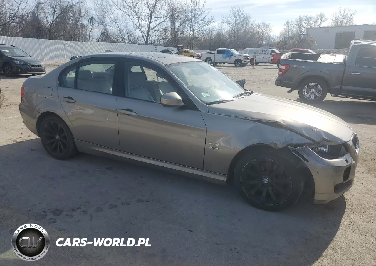 2011 BMW 328 Xi VIN:WBAPK7C54BF196207 - 4