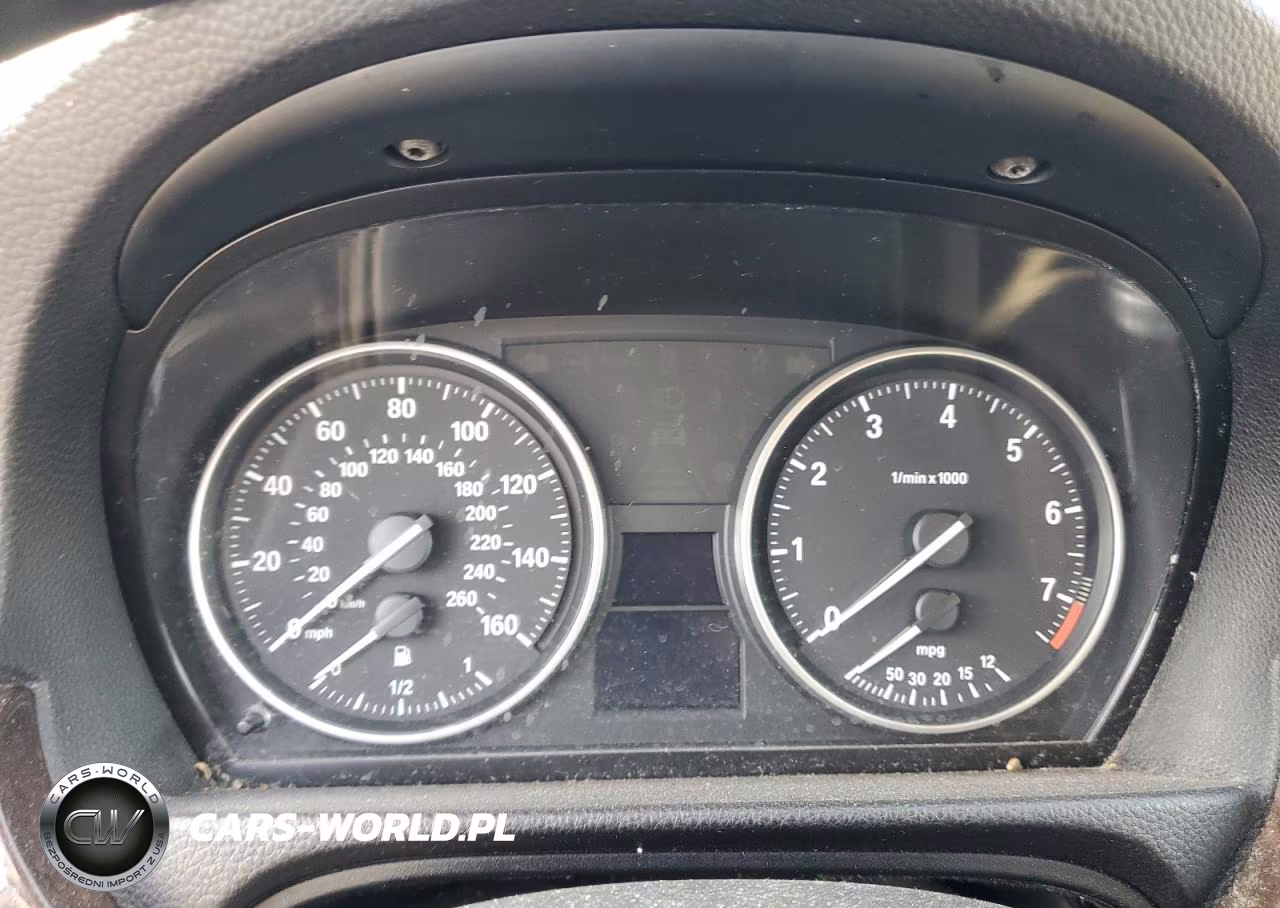 2011 BMW 328 Xi VIN:WBAPK7C54BF196207 - 9