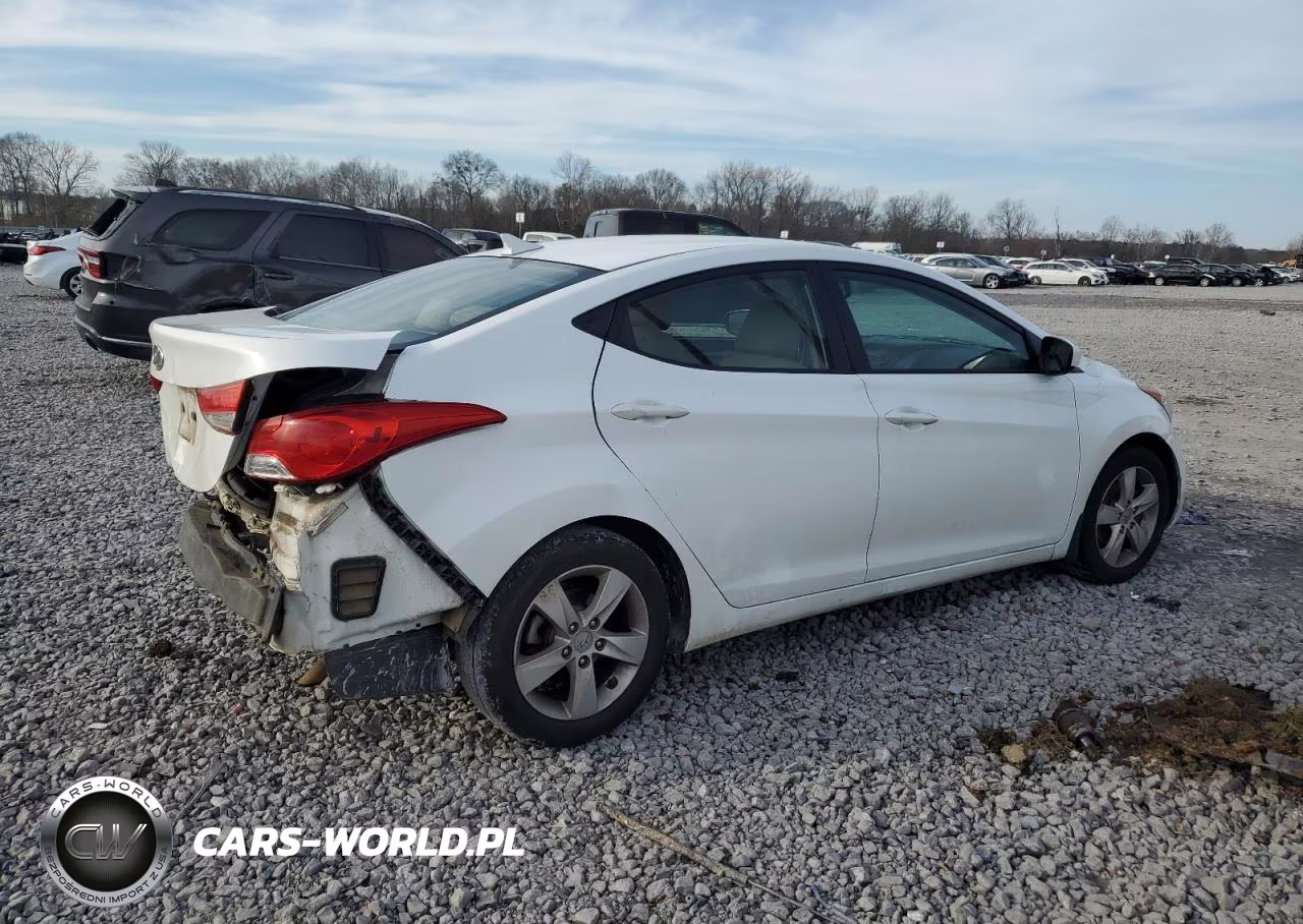 2013 Hyundai Elantra Gls VIN:5NPDH4AE6DH172151 - 3