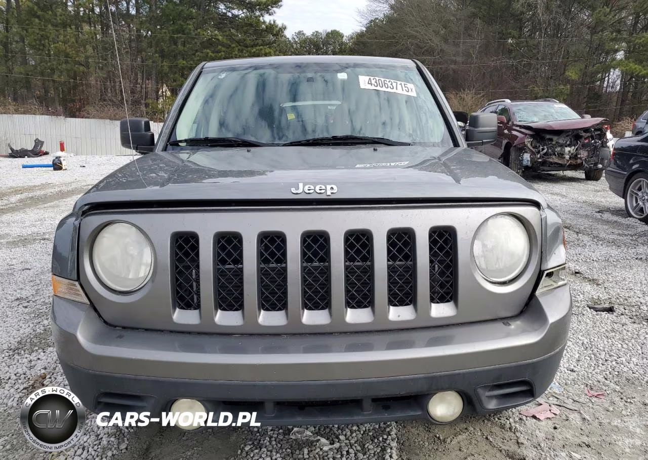 2014 Jeep Patriot Latitude VIN:1C4NJPFA4ED619678 - 5