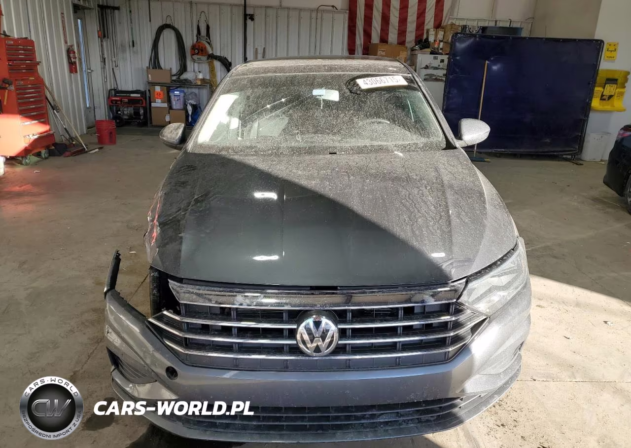 2019 Volkswagen Jetta S VIN:3VWC57BU7KM161899 - 5